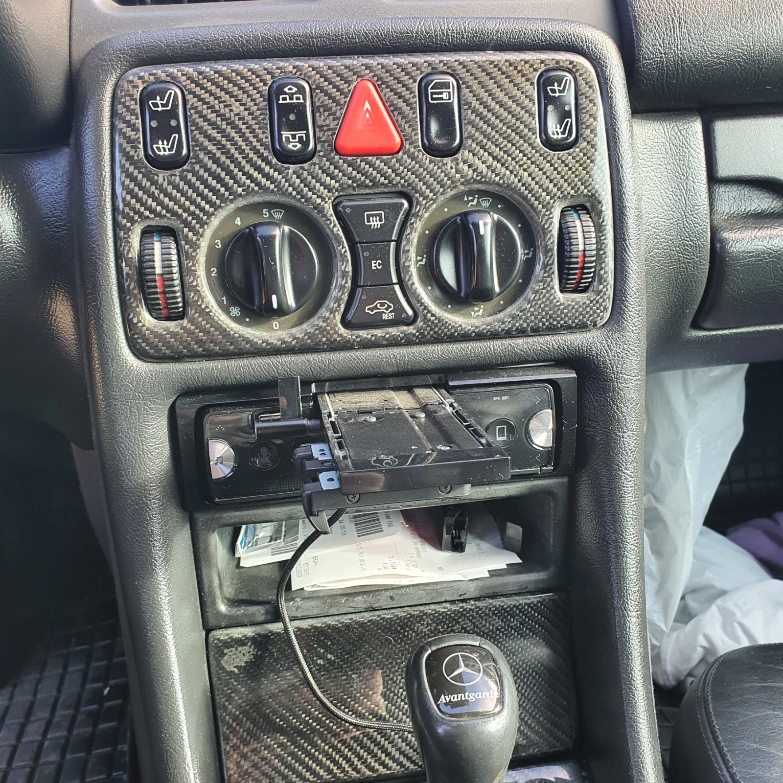 Mercedes-Benz CLK 230 Kompresor , Avtomatik , Газов Инжекцион , снимка 9 - Автомобили и джипове - 53935969