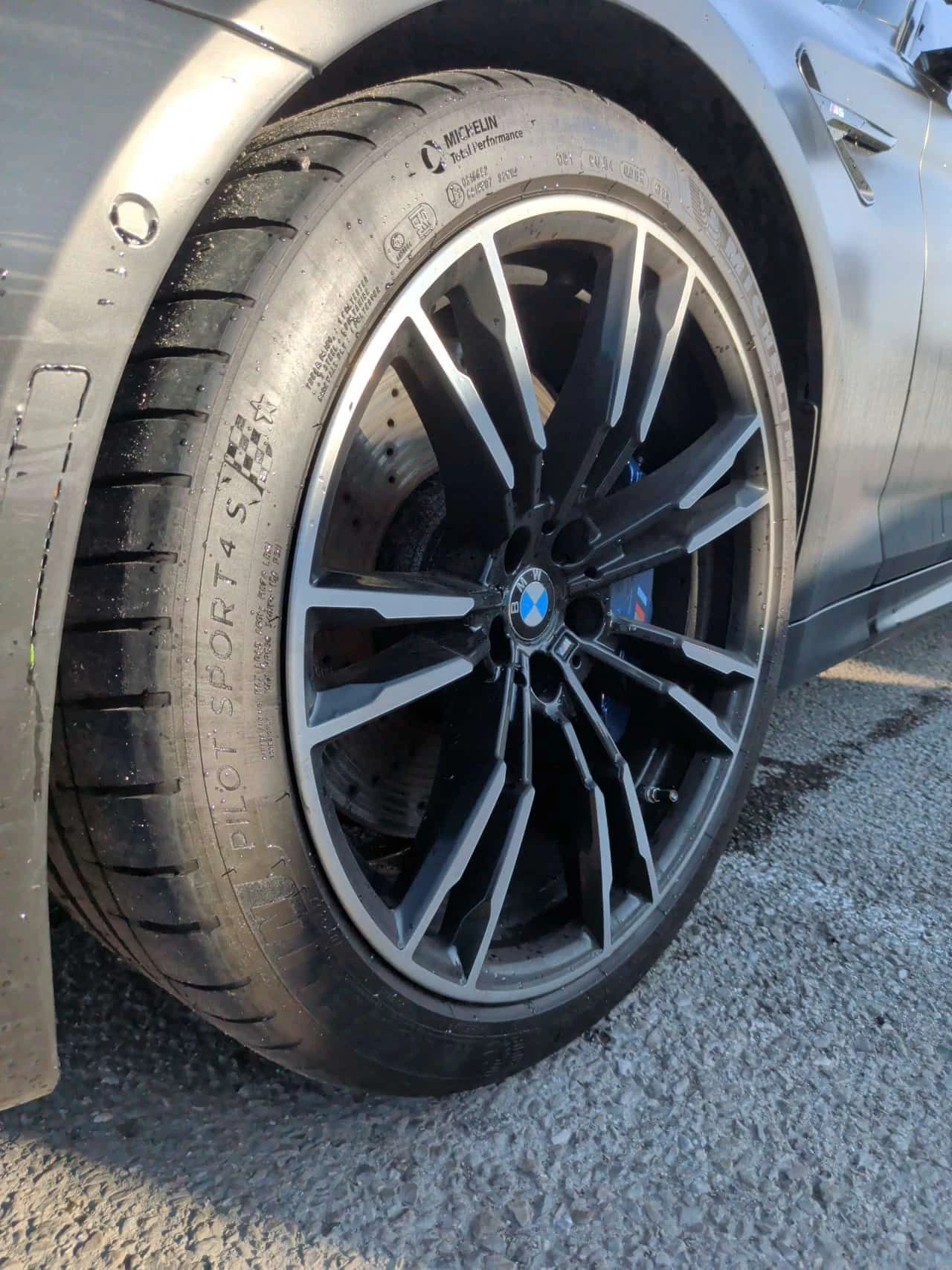 BMW M5 | DISTRONIC| HUD| 360| 2 КЛЮЧА| CARFAX, снимка 6 - Автомобили и джипове - 54228690