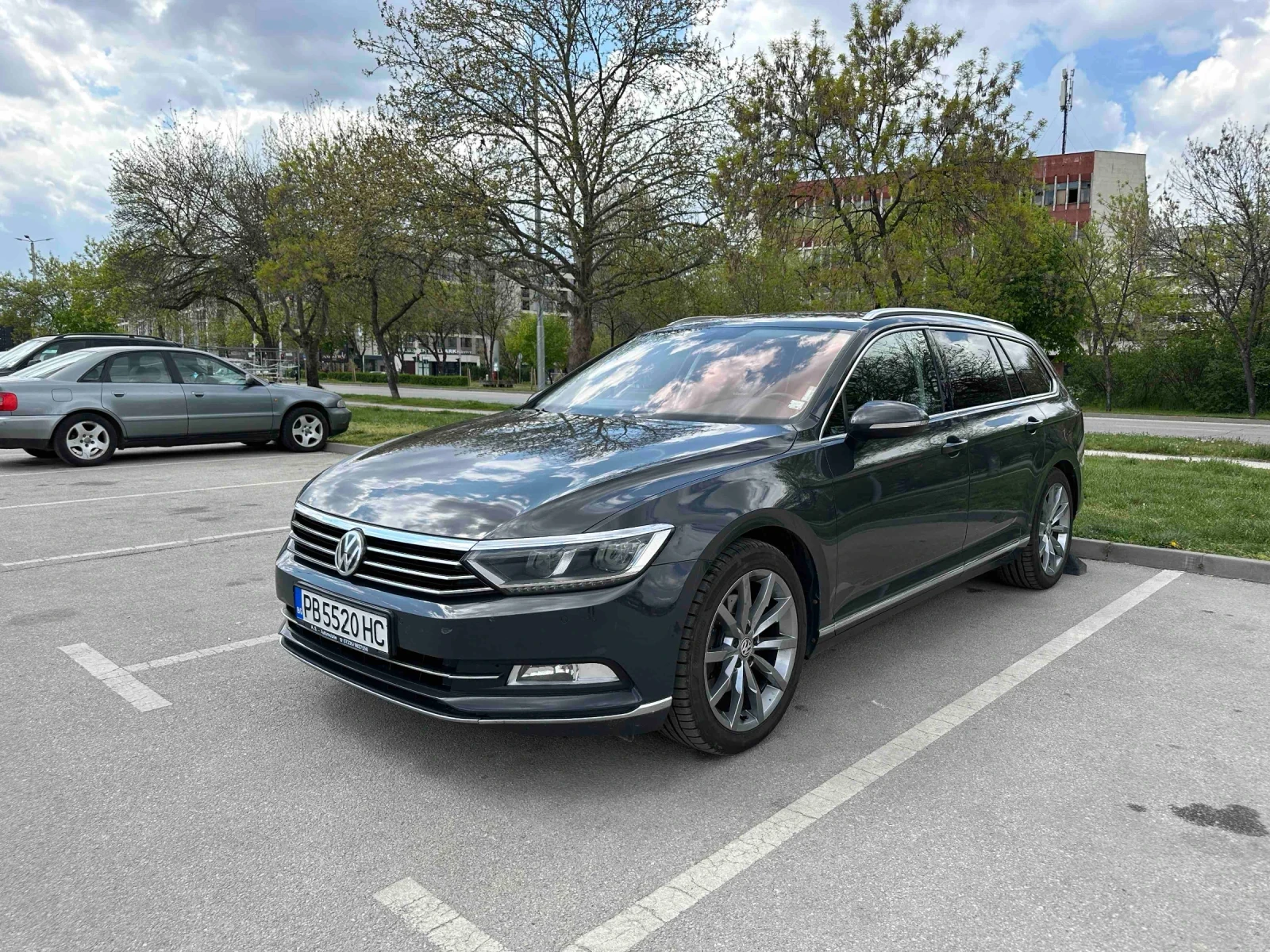 VW Passat 2.0TDI HIGHLINE ОБСЛУЖЕН