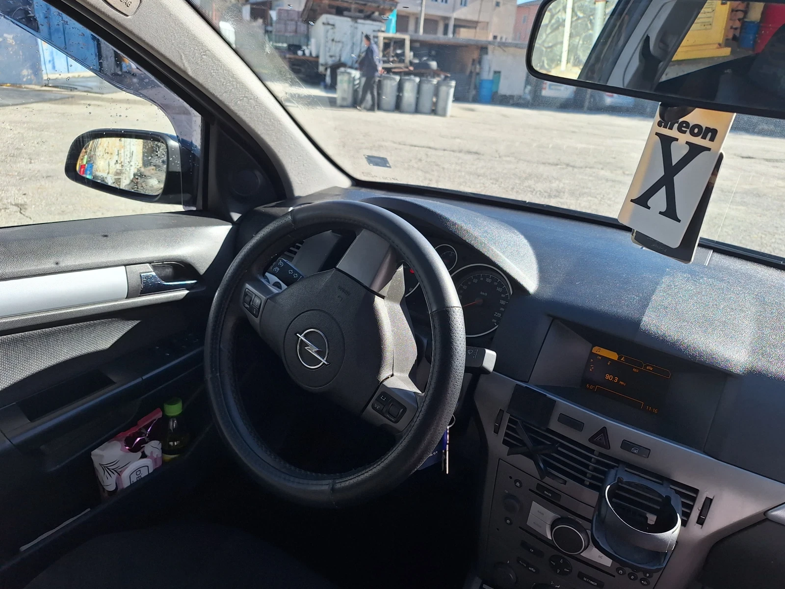 Opel Astra 1.9 120, снимка 9 - Автомобили и джипове - 54400420