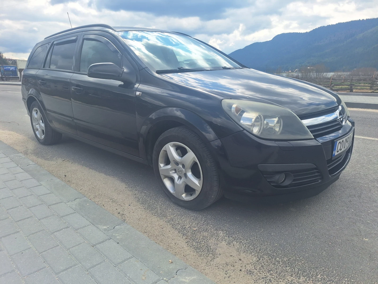 Opel Astra 1.9 120, снимка 3 - Автомобили и джипове - 54400420