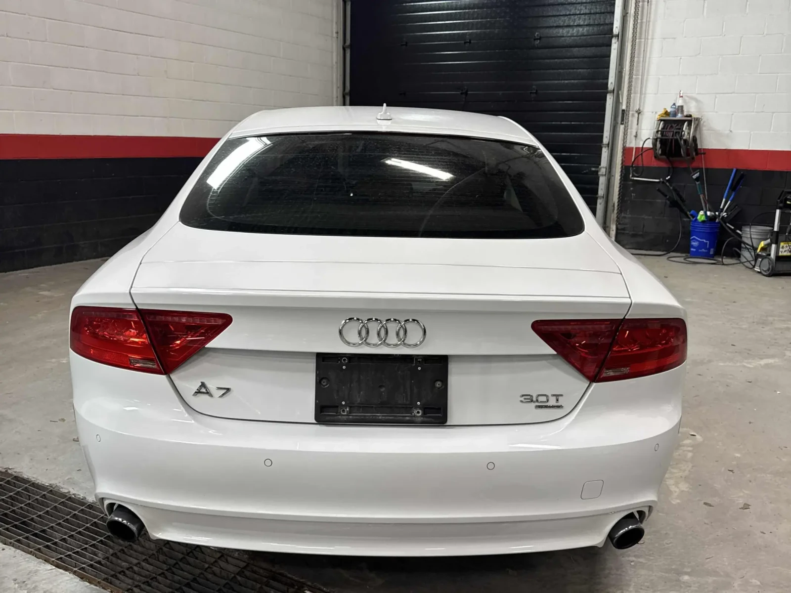 Audi A7 Premium * CARFAX * АВТО КРЕДИТ * Цена до БГ * , снимка 5 - Автомобили и джипове - 54482083