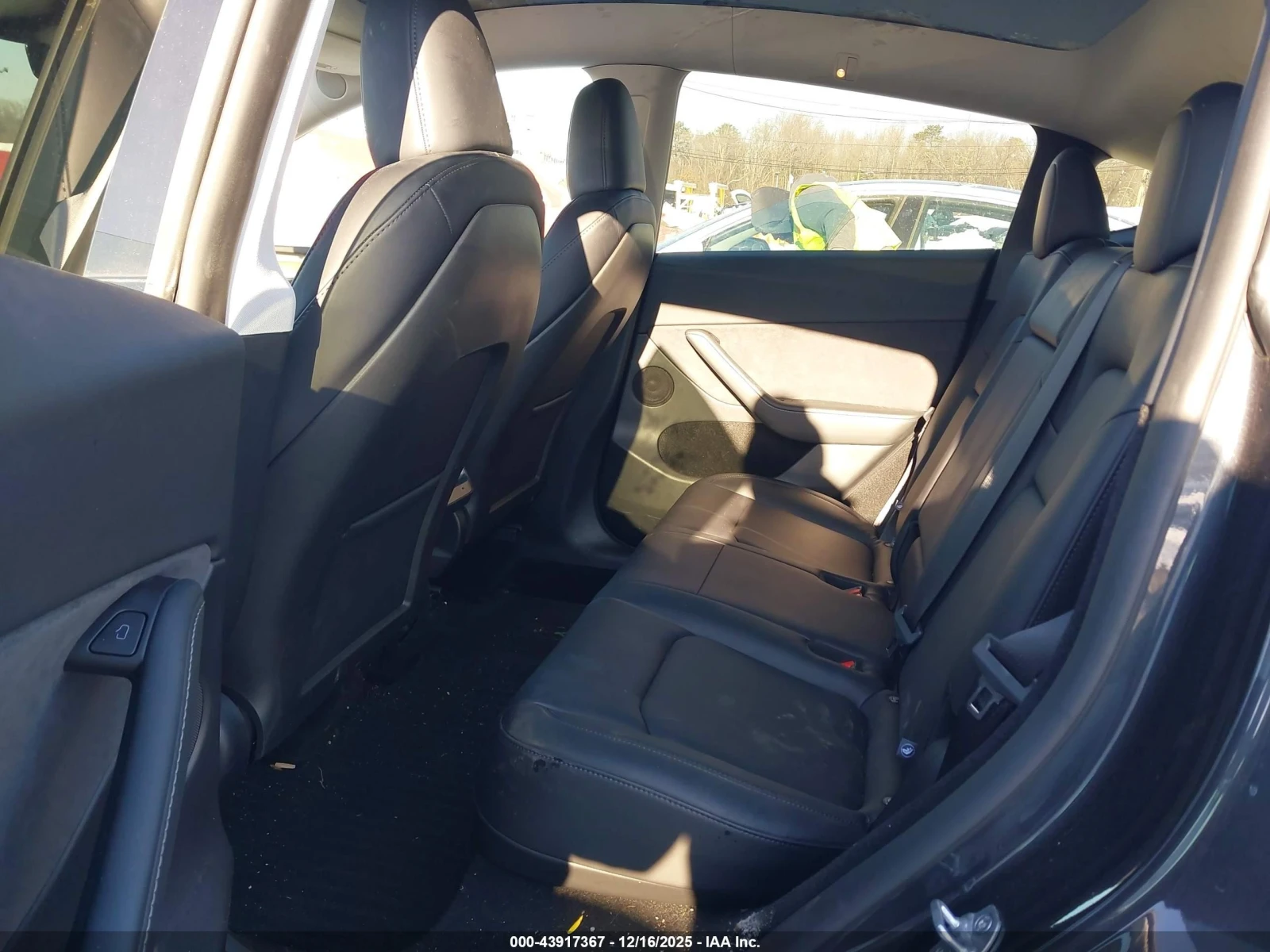 Tesla Model Y Long Range Dual Motor All-wheel Drive, снимка 8 - Автомобили и джипове - 54572929