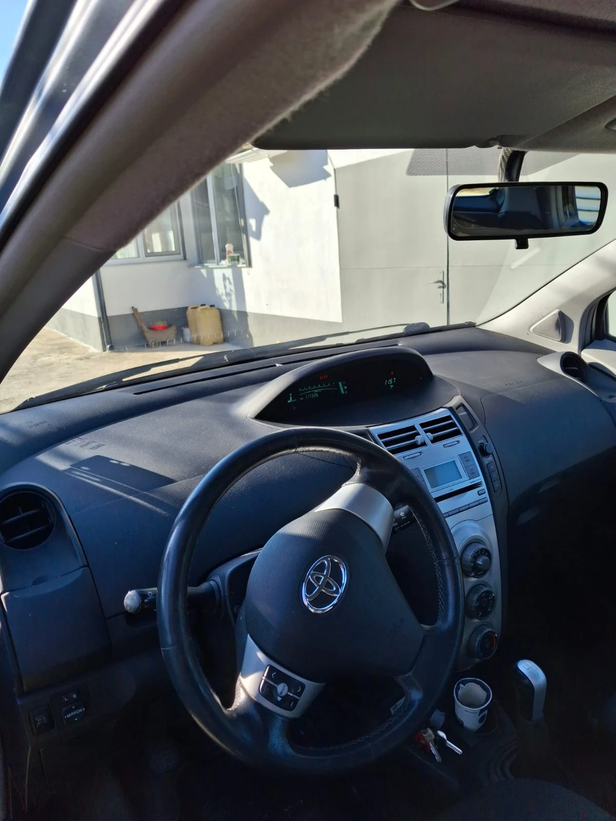 Toyota Yaris, снимка 9 - Автомобили и джипове - 54581606