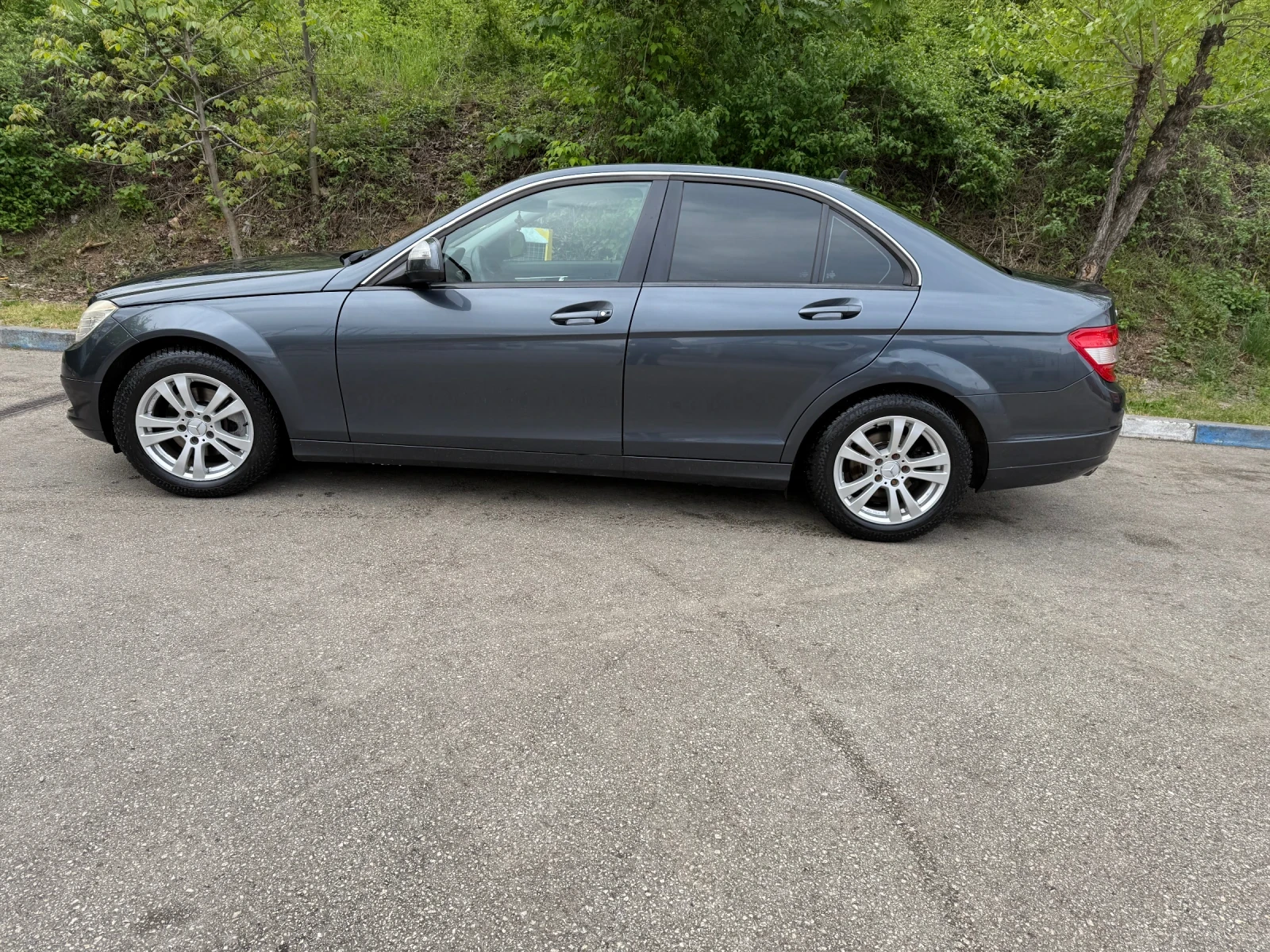 Mercedes-Benz C 180, снимка 5 - Автомобили и джипове - 54607722