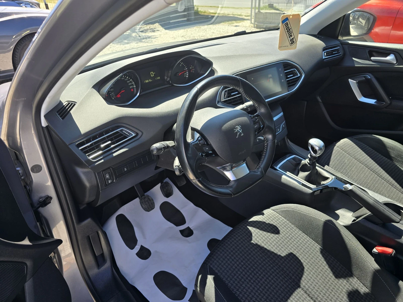 Peugeot 308 1.5 HDI 130KC, снимка 10 - Автомобили и джипове - 54718920