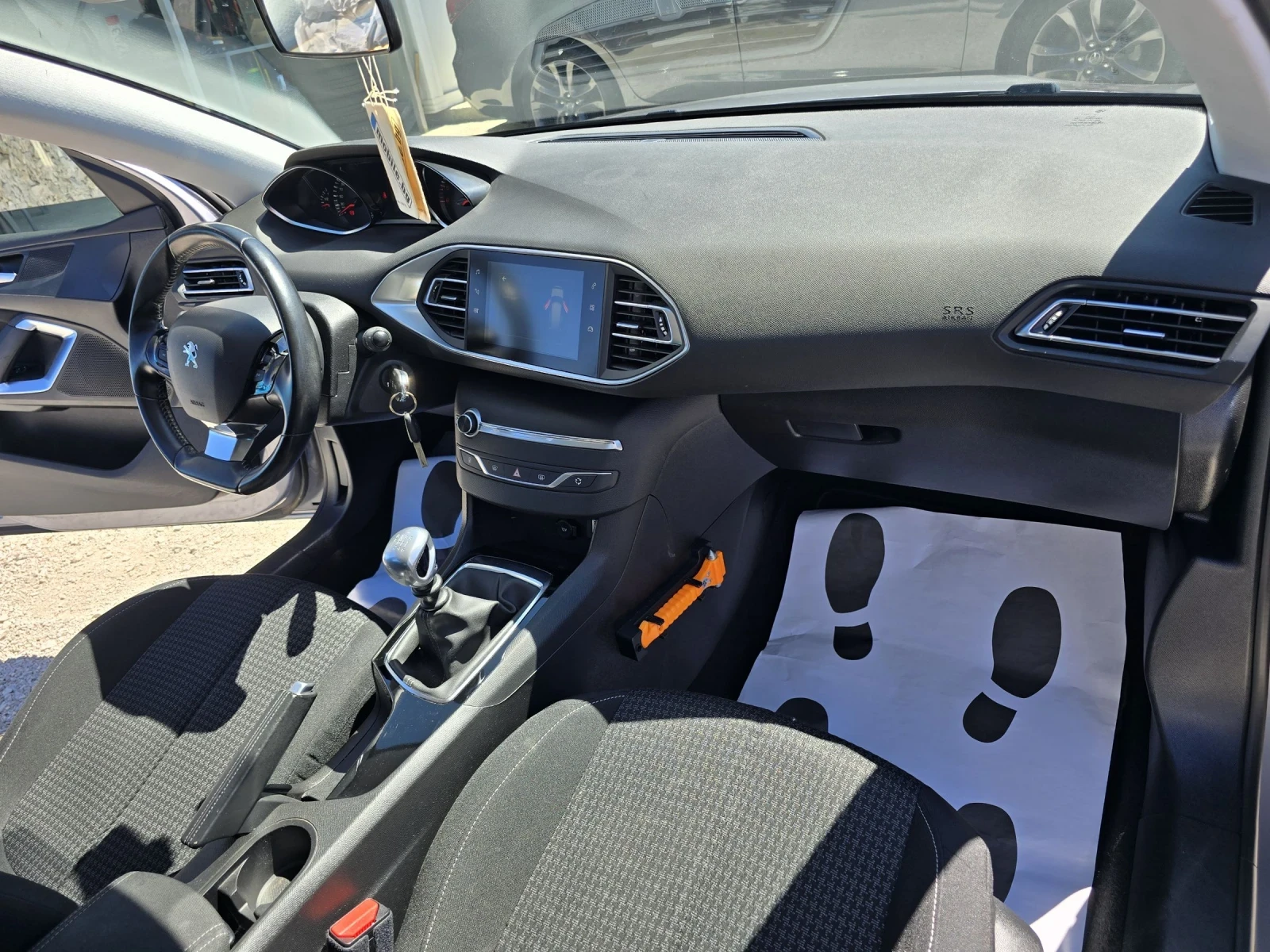 Peugeot 308 1.5 HDI 130KC, снимка 12 - Автомобили и джипове - 54718920