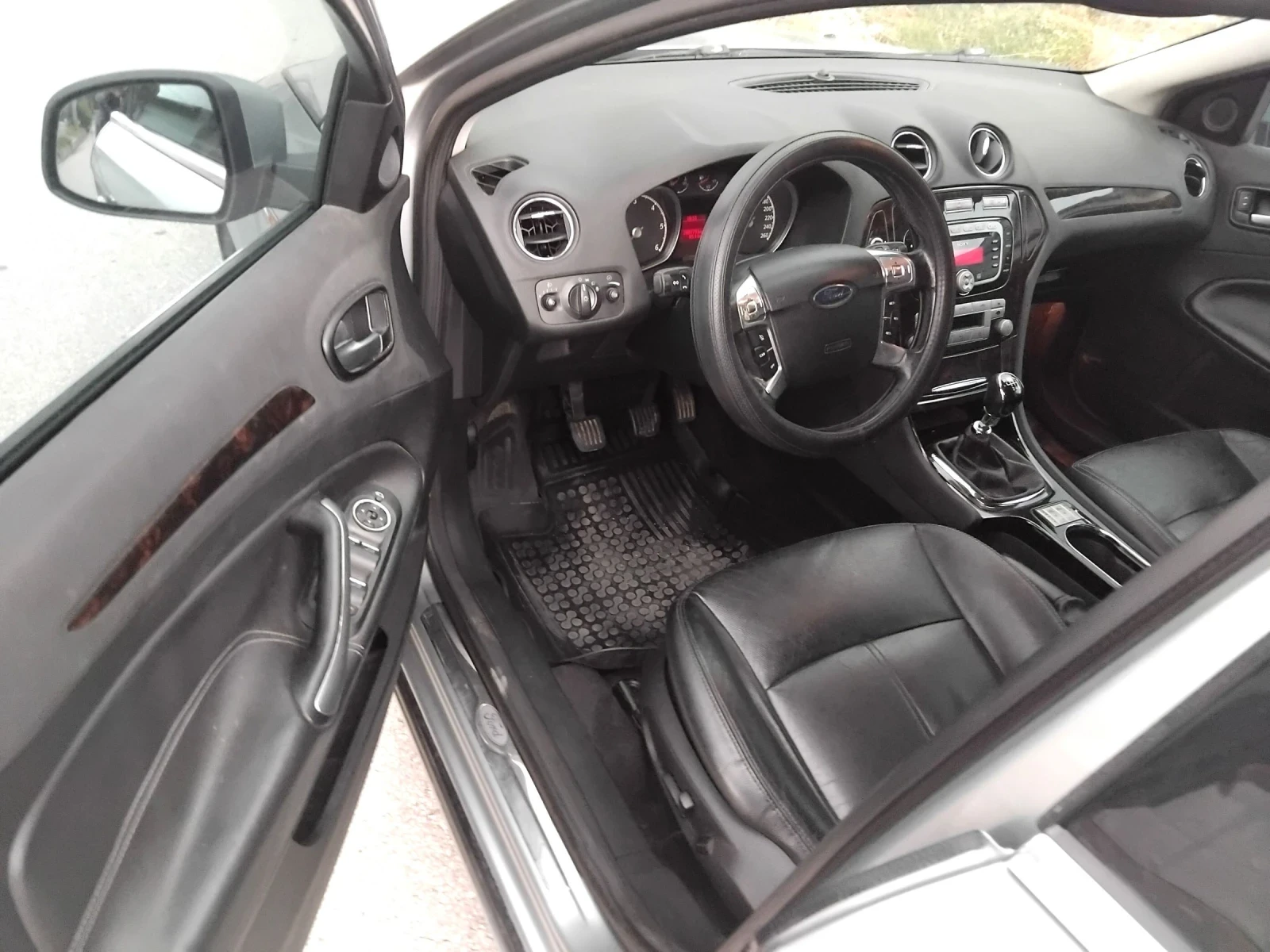 Ford Mondeo 2.0TDCI.140k.6скорости + КЛИМА. , снимка 17 - Автомобили и джипове - 55148326