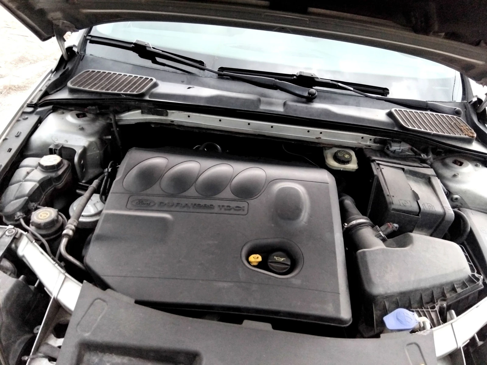 Ford Mondeo 2.0TDCI.140k.6скорости + КЛИМА. , снимка 16 - Автомобили и джипове - 55148326