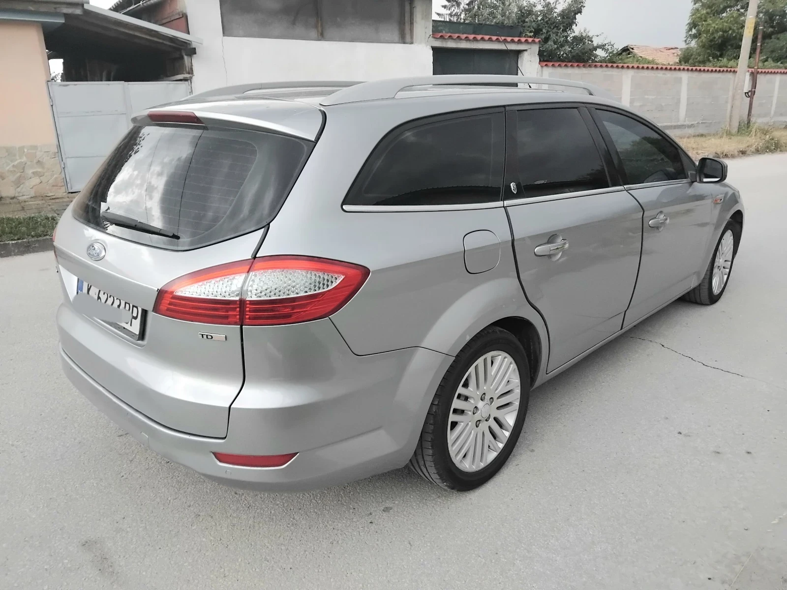Ford Mondeo 2.0TDCI.140k.6скорости + КЛИМА. , снимка 9 - Автомобили и джипове - 55148326