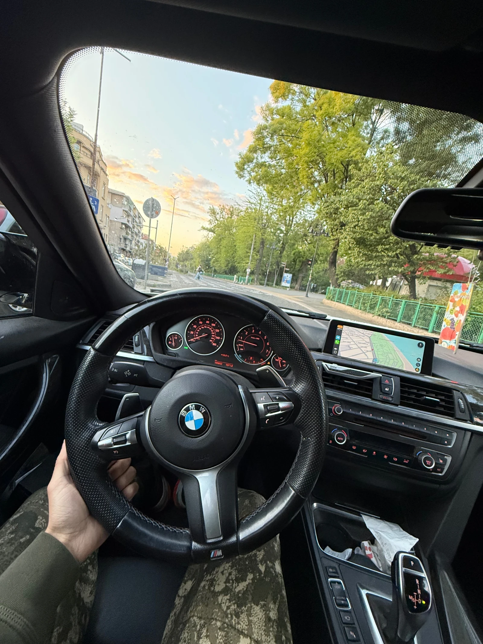 BMW 335 F30 335i X-DRIVE, снимка 12 - Автомобили и джипове - 55395044