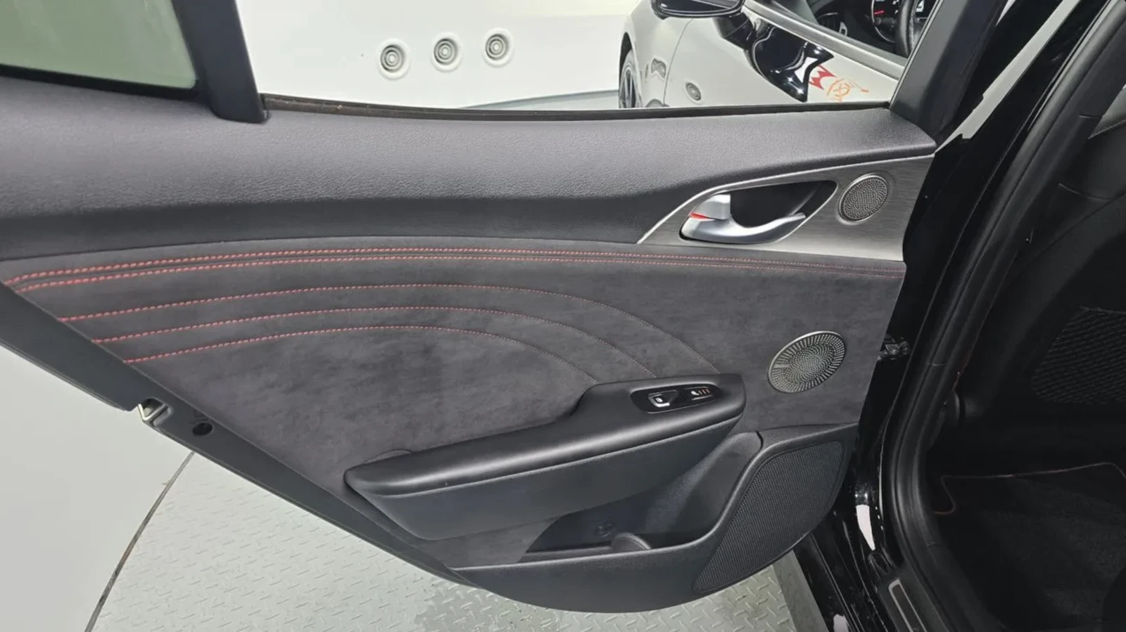Kia Stinger MEISTER TURBO PACKAGE / 3.3 GT / AWD, снимка 16 - Автомобили и джипове - 55476127