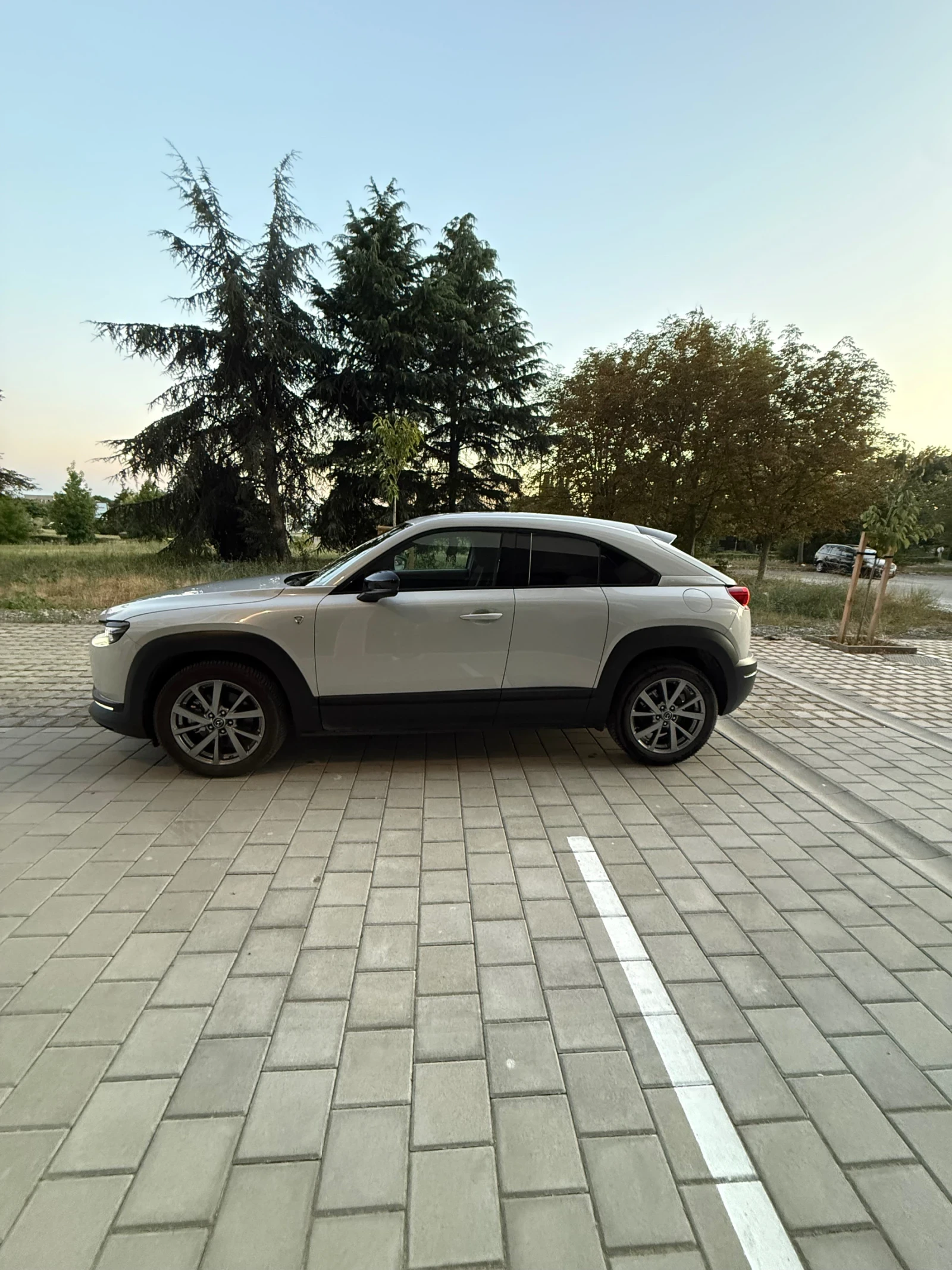 Mazda MX-30 830cc plug in hybrid | Mobile.bg � ����������� 3