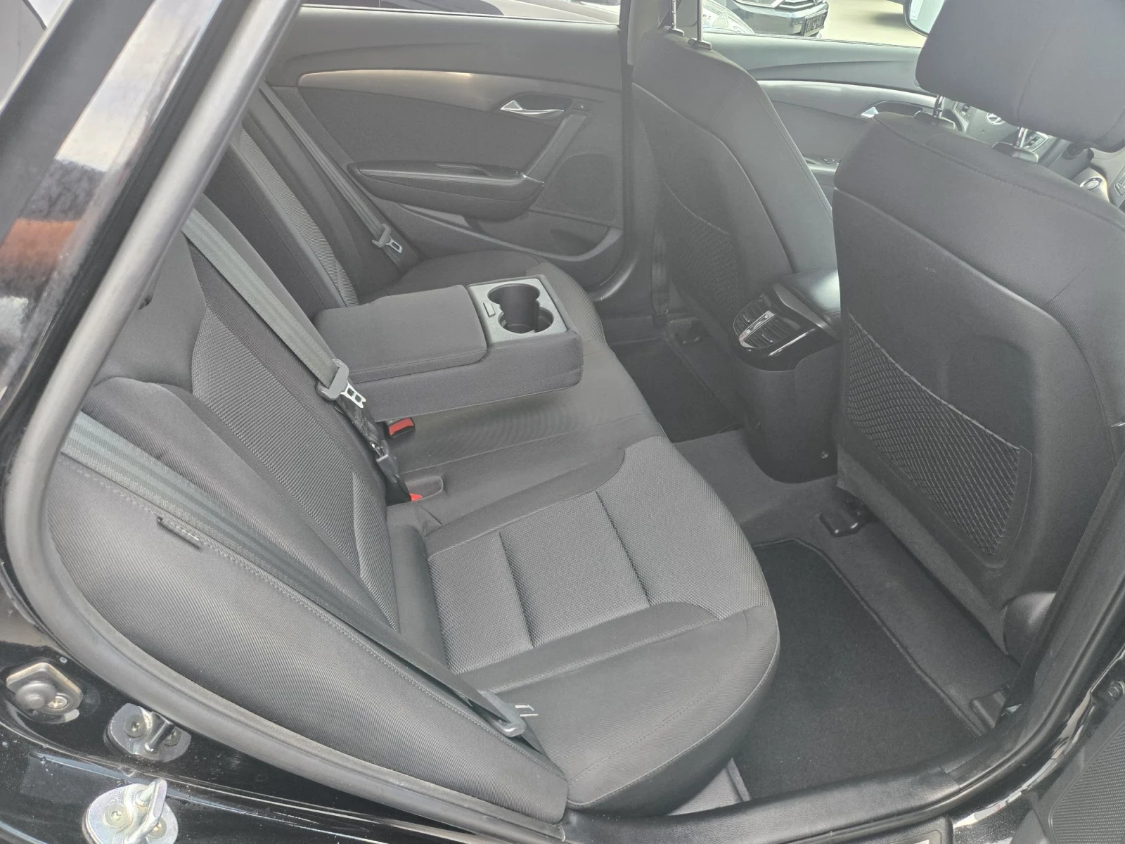 Hyundai I40, снимка 10 - Автомобили и джипове - 55931156
