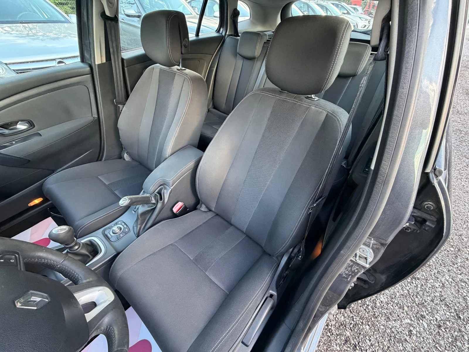 Renault Megane 1.5 CDTI | Navi | , снимка 12 - Автомобили и джипове - 55942707