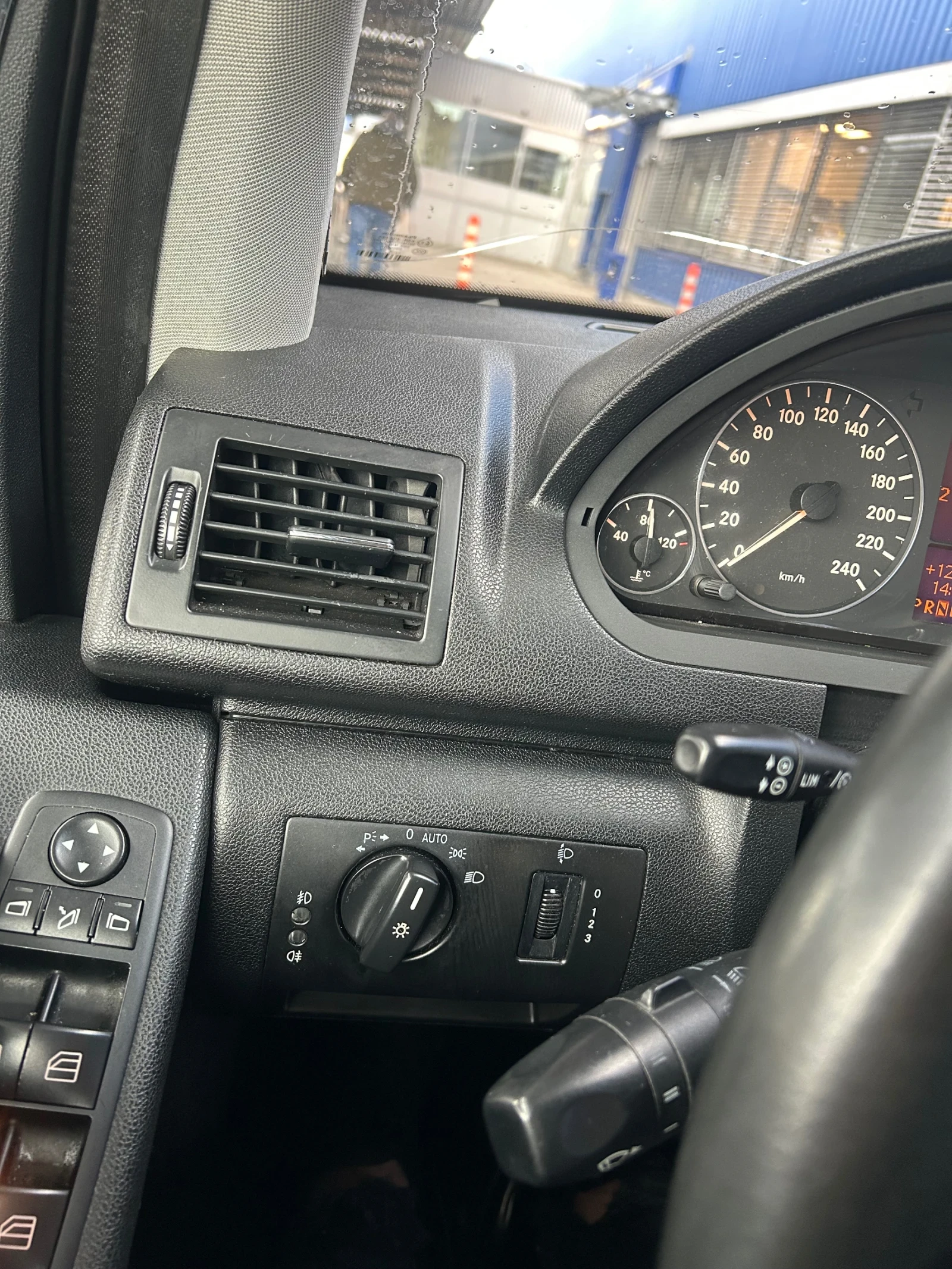 Mercedes-Benz A 200, снимка 10 - Автомобили и джипове - 56070648