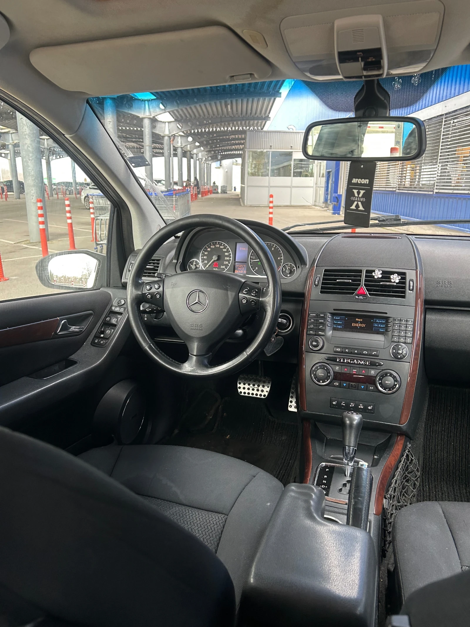 Mercedes-Benz A 200, снимка 7 - Автомобили и джипове - 56070648