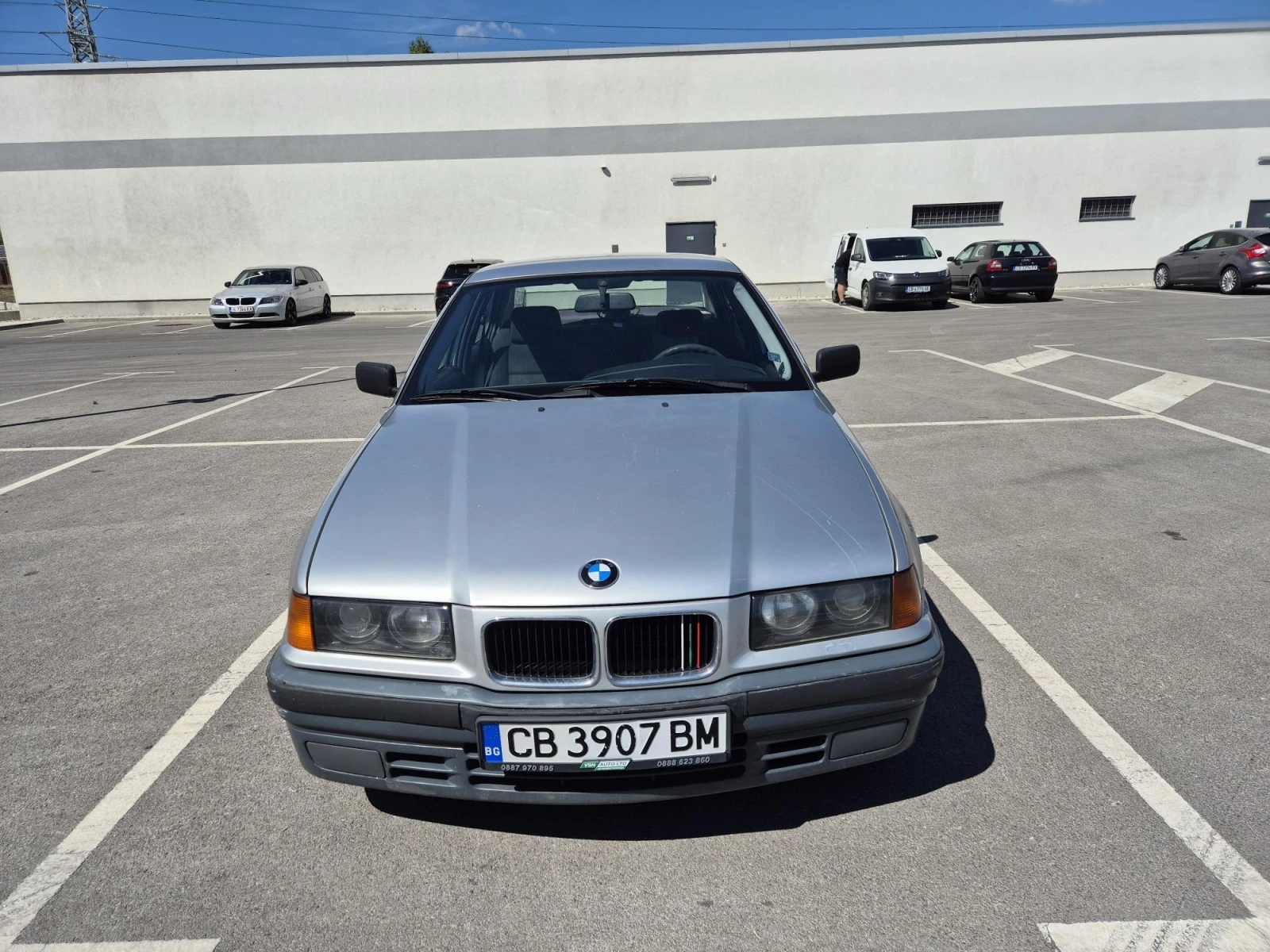 BMW 320