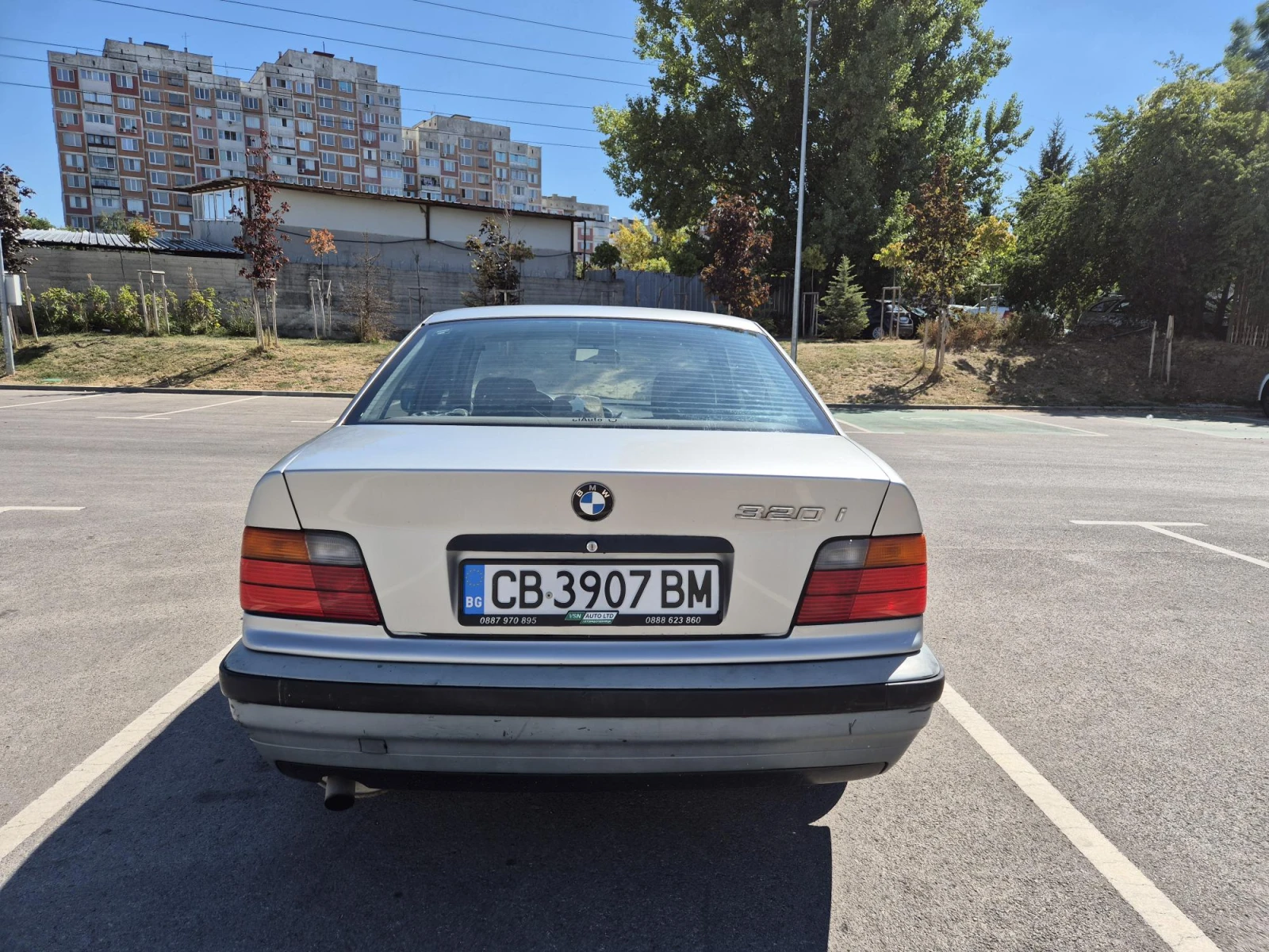 BMW 320, снимка 4 - Автомобили и джипове - 56111475