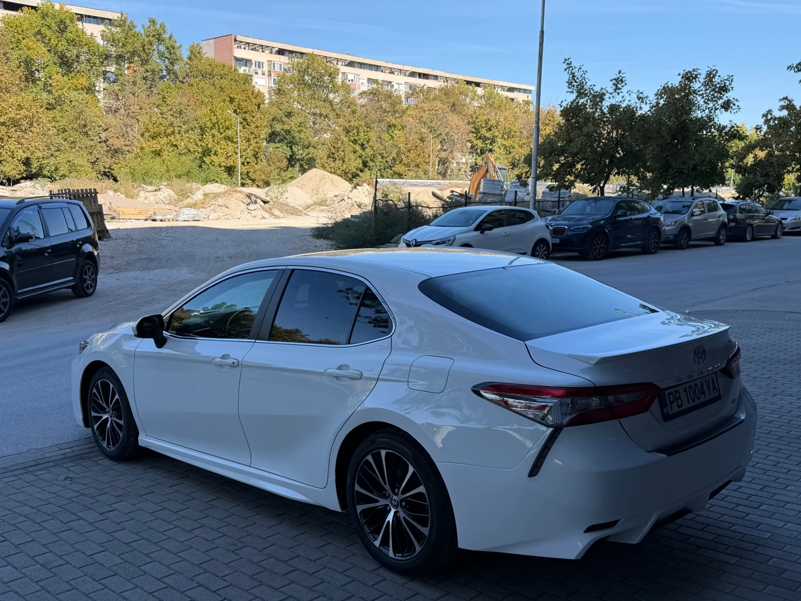 Toyota Camry 2.5 Distr/line asist/SE, снимка 6 - Автомобили и джипове - 56337092