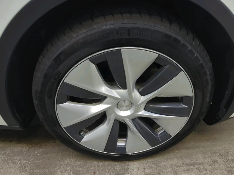 Tesla Model Y Long Range Dual Motor ������ 351 �.� | Mobile.bg � ����������� 8