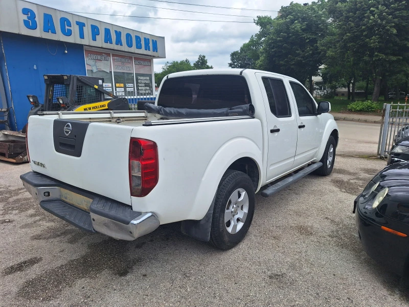 Nissan Navara 2.5Dci 175kc Автоматик, снимка 7 - Автомобили и джипове - 45917842