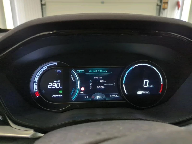 Kia Niro ExecutiveLine, снимка 9 - Автомобили и джипове - 49679473