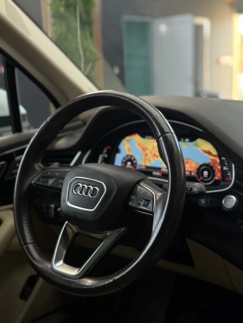 Audi Q7 Спешно SQ7* ТОП ! 3.0T* 333kc* 6+ 1 места* , снимка 10 - Автомобили и джипове - 53156941