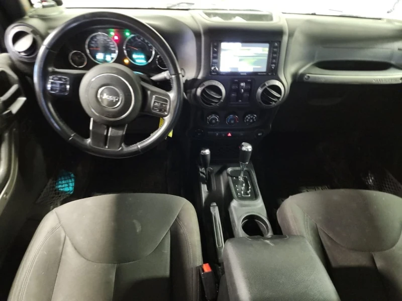 Jeep Wrangler * WILLYS WHEELER * CARFAX * БЕЗ ПЪРВОНАЧАЛНА ВНОСК, снимка 10 - Автомобили и джипове - 52650295