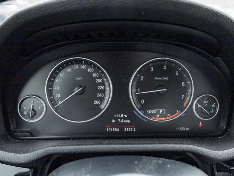 BMW X3 * АВТО КРЕДИТ* ЦЕНА ДО БГ * СЕРВИЗНА ИСТОРИЯ * , снимка 10 - Автомобили и джипове - 52851687