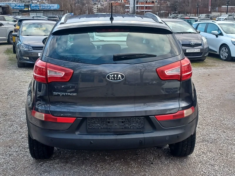 Kia Sportage 1.6, снимка 4 - Автомобили и джипове - 52966166