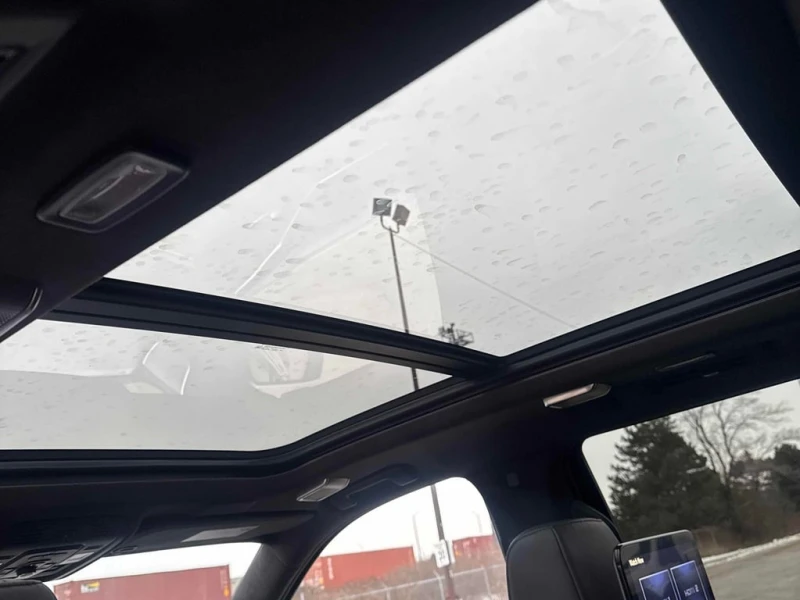 Cadillac Escalade * 4WD Sport Platinum * CARFAX * БЕЗ ПЪРВОНАЧАЛНА В, снимка 14 - Автомобили и джипове - 53043309