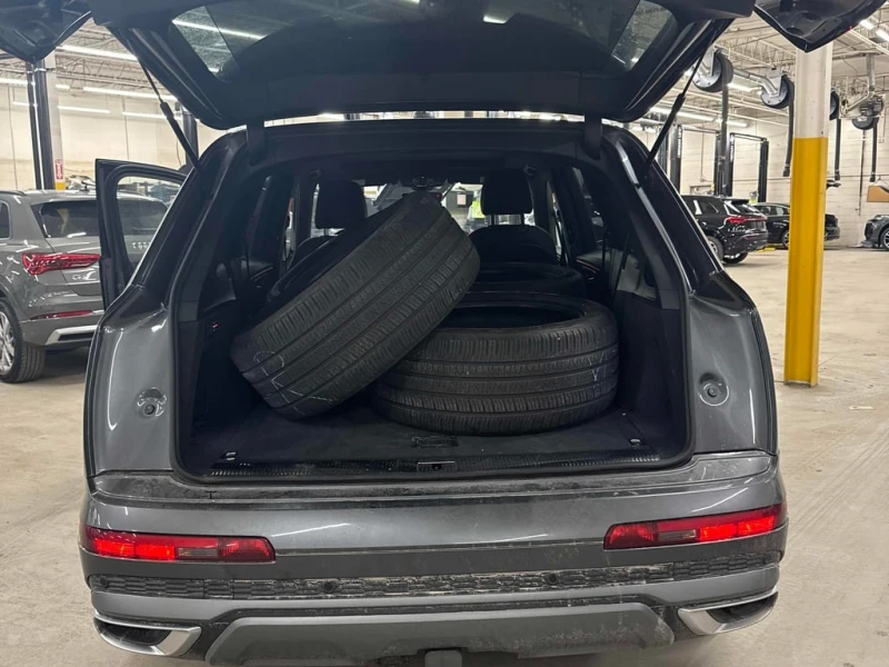 Audi Q7 * Technik * CARFAX * БЕЗ ПЪРВОНАЧАЛНА ВНОСКА, снимка 11 - Автомобили и джипове - 53129134