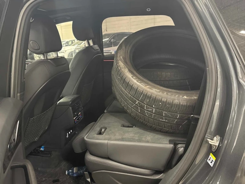 Audi Q7 * Technik * CARFAX * БЕЗ ПЪРВОНАЧАЛНА ВНОСКА, снимка 10 - Автомобили и джипове - 53129134