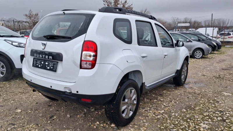 Dacia Duster 1.6i - LPG - NAVI, снимка 3 - Автомобили и джипове - 53571878