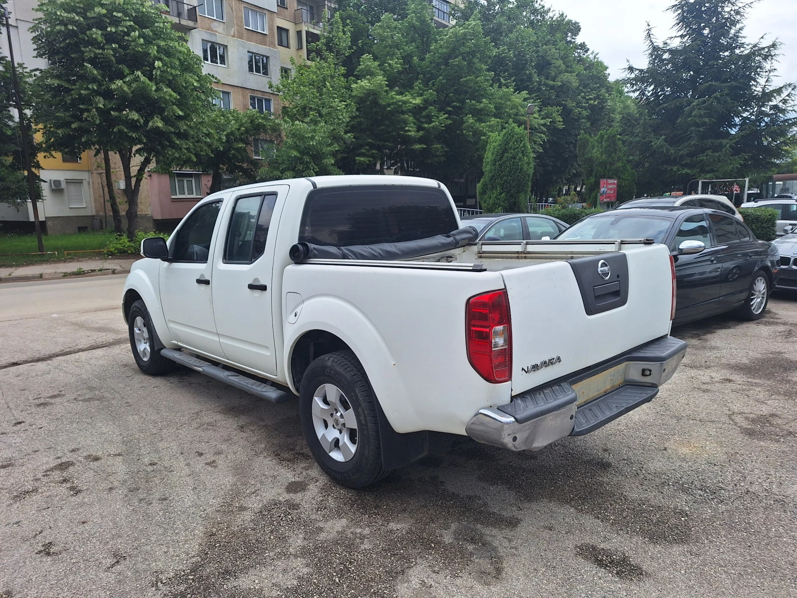 Nissan Navara 2.5Dci 175kc Автоматик - изображение 5