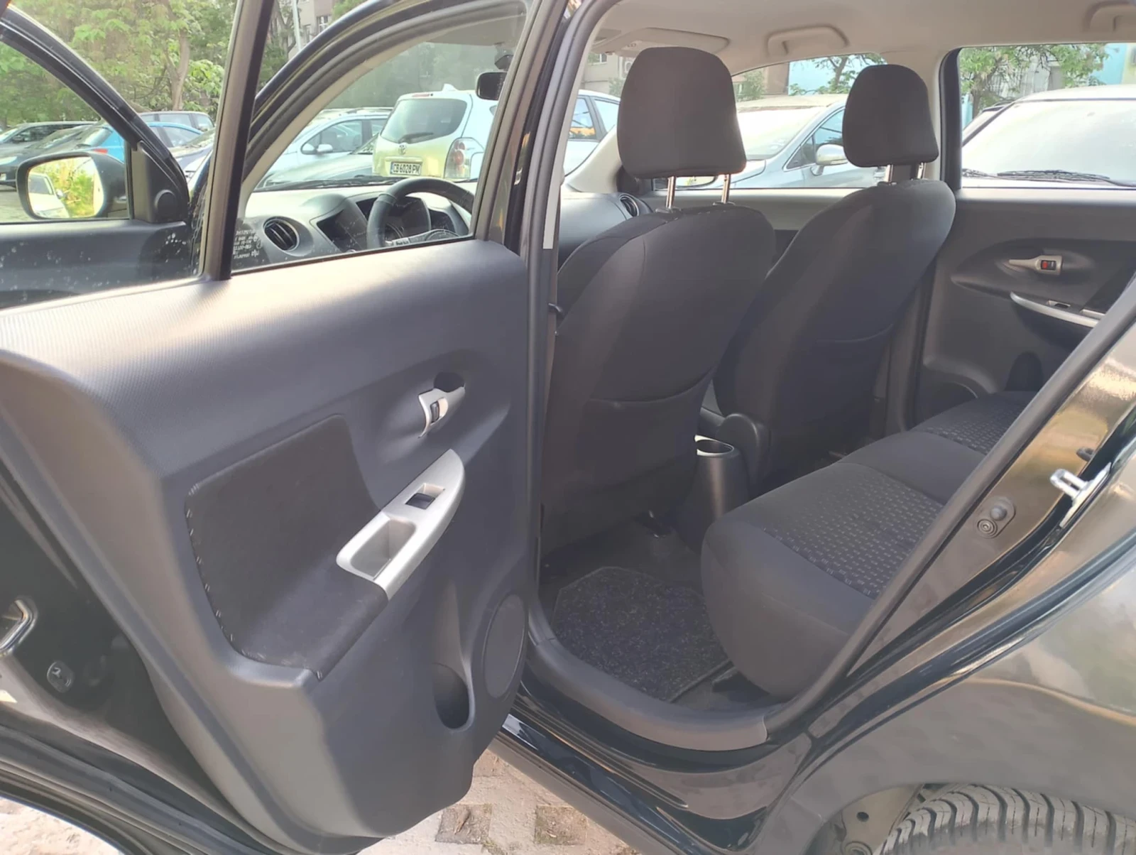 Toyota Urban Cruiser  - изображение 10