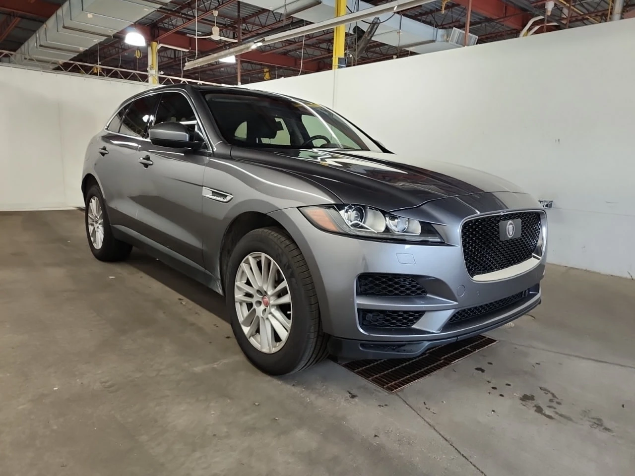 Jaguar F-PACE CARFAX* АВТОФИНАНСИРАНЕ* БЕЗ ПЪРВОНАЧАЛНА ВНОСКА*  - изображение 2