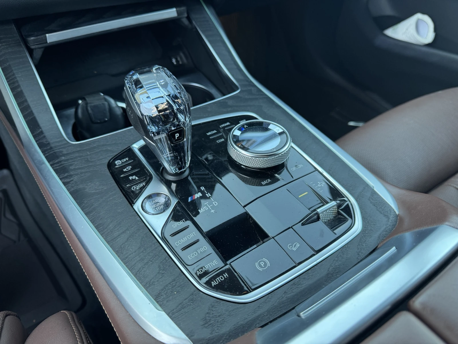 BMW X7 M50d - изображение 7