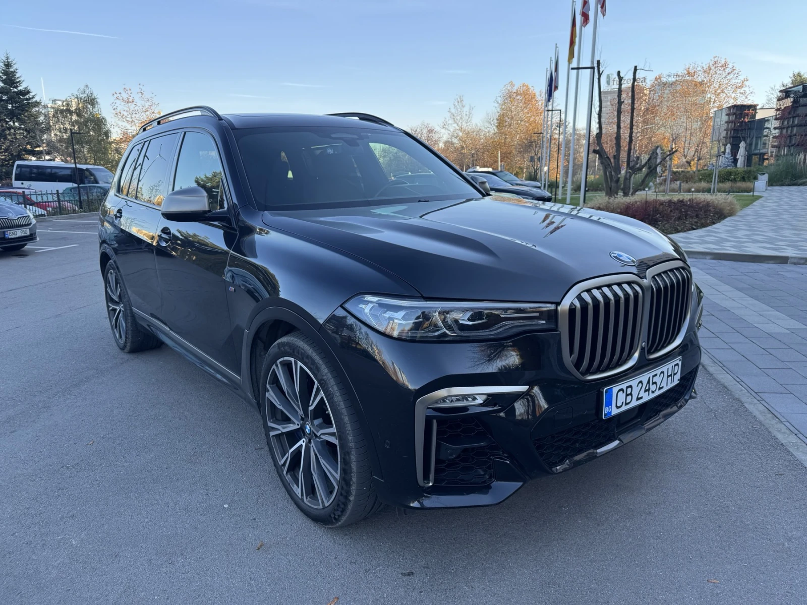 BMW X7 M50d - изображение 2