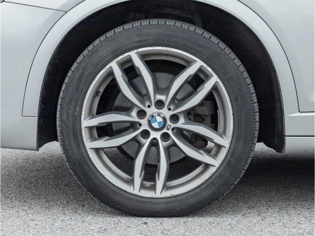 BMW X3 * АВТО КРЕДИТ* ЦЕНА ДО БГ * СЕРВИЗНА ИСТОРИЯ *  - изображение 4