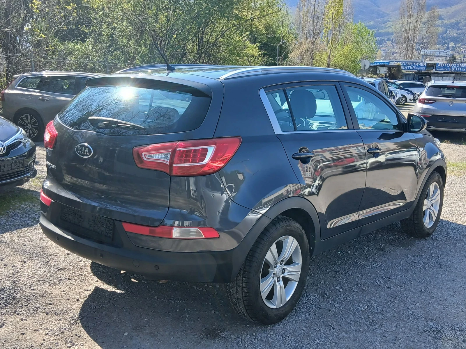 Kia Sportage 1.6, снимка 5 - Автомобили и джипове - 52966166