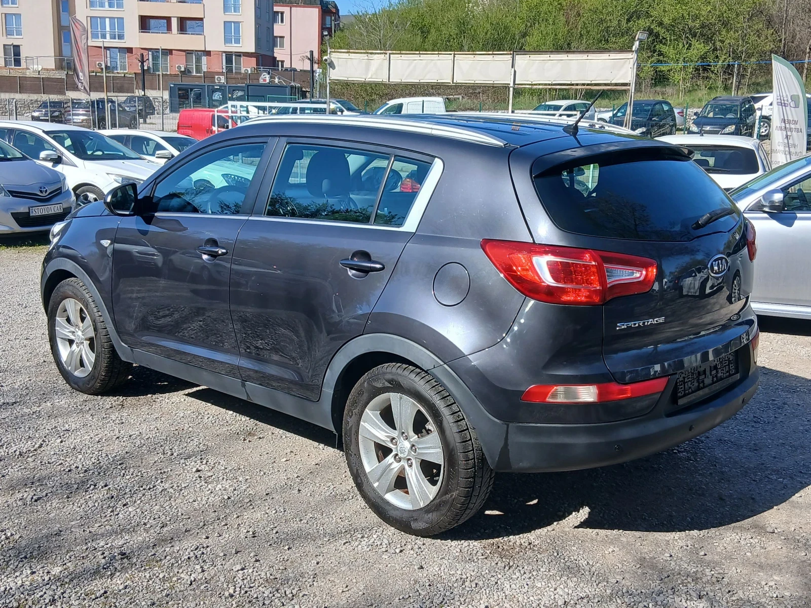 Kia Sportage 1.6, снимка 3 - Автомобили и джипове - 52966166