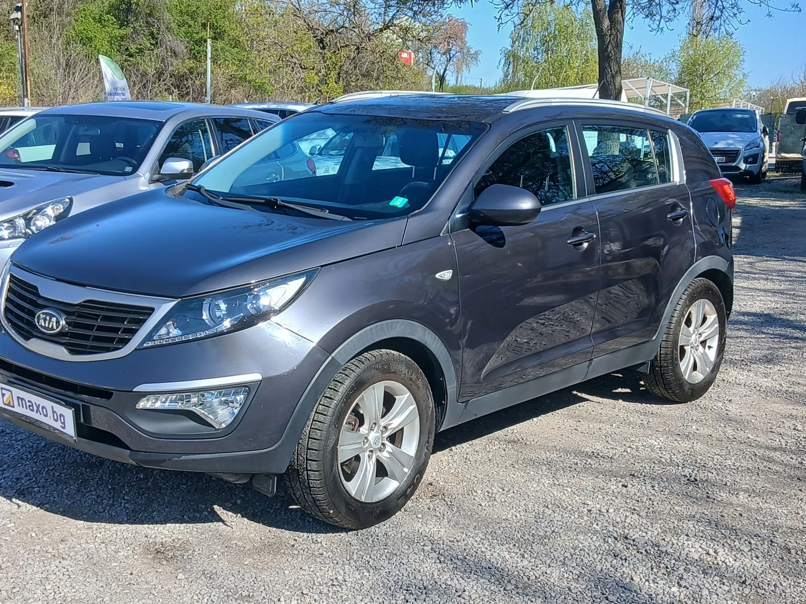 Kia Sportage 1.6, снимка 2 - Автомобили и джипове - 52966166