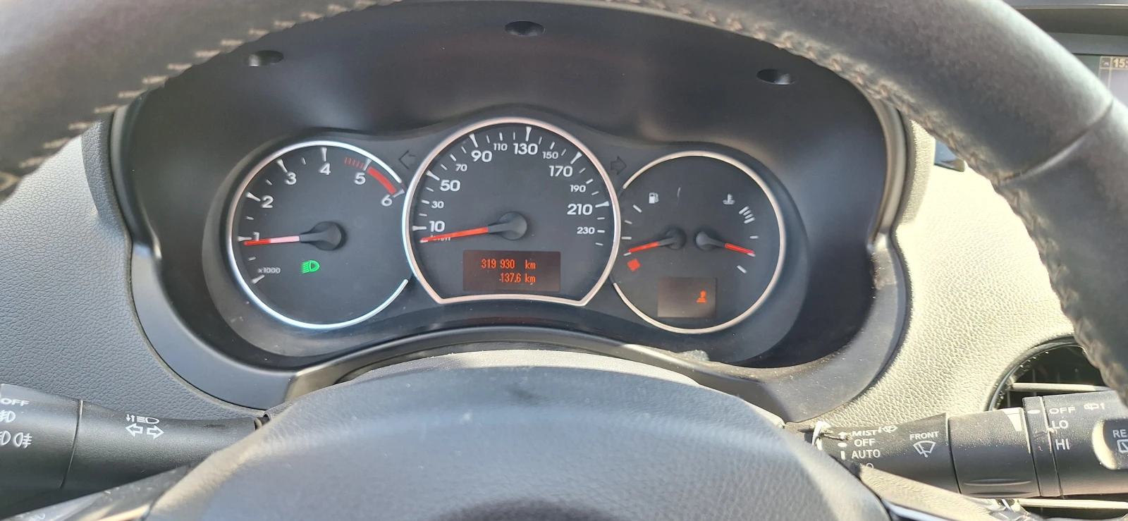 Renault Koleos  2.0DCI* 4х4* Подгрев* Кожа* Навигация* , снимка 11 - Автомобили и джипове - 53837288