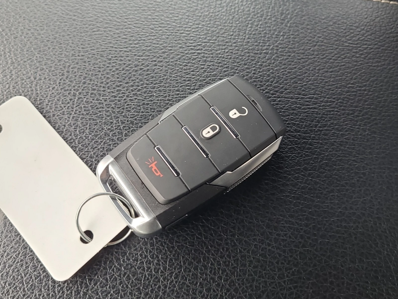 Dodge RAM 1500 5.7L 8cyl 4WD, снимка 8 - Автомобили и джипове - 53914266