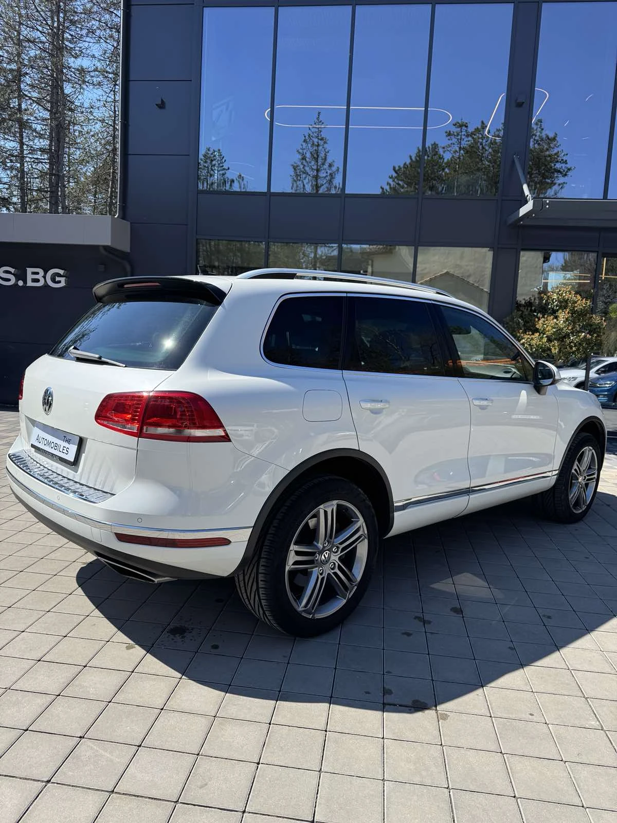 VW Touareg, снимка 7 - Автомобили и джипове - 54112111