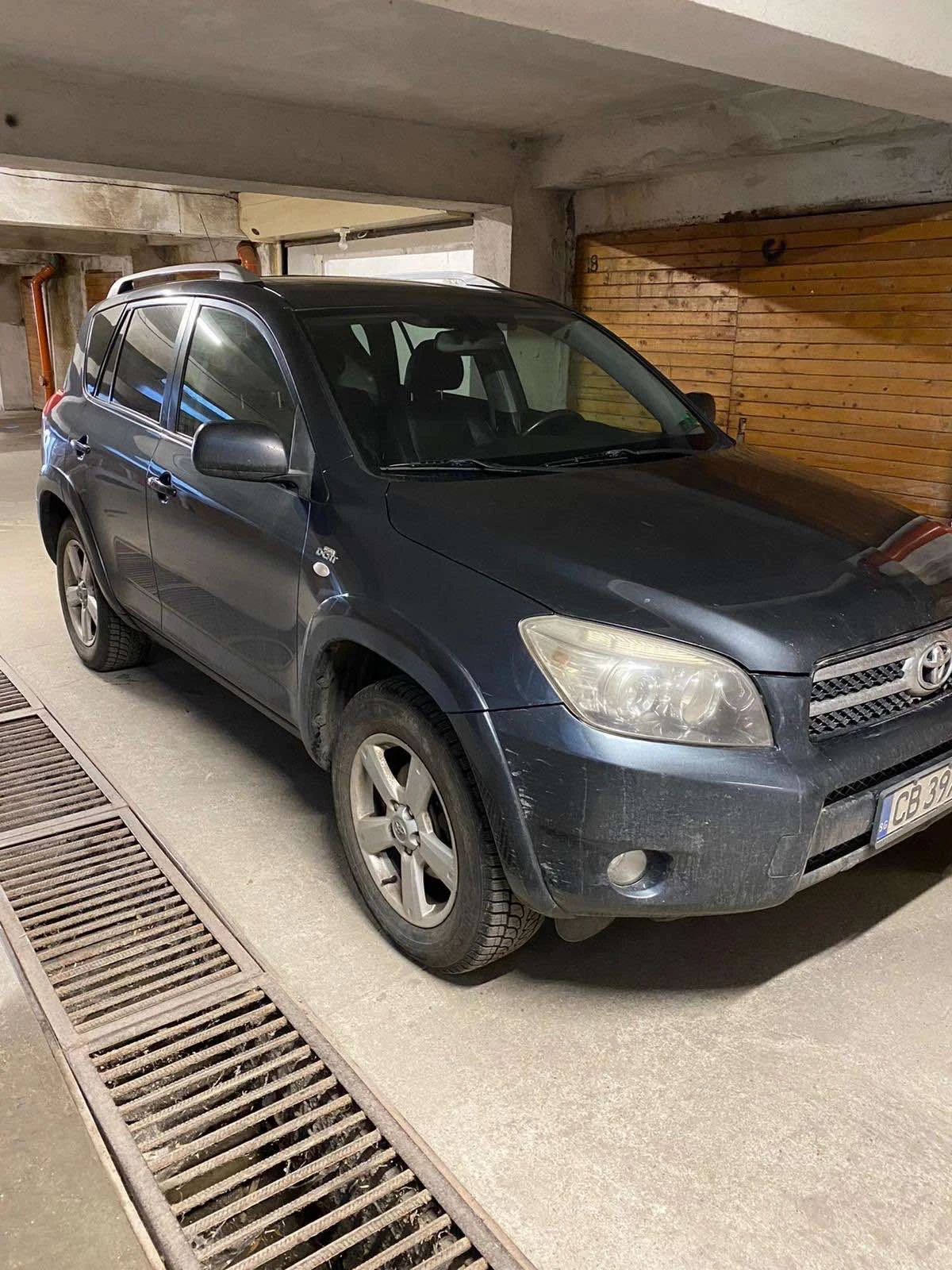Toyota Rav4, снимка 3 - Автомобили и джипове - 54111339