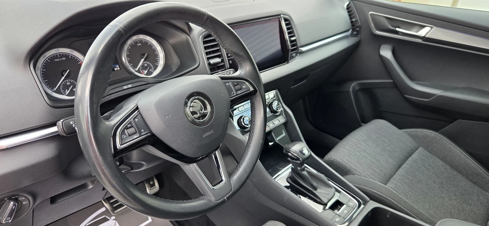 Skoda Karoq 1.5TSI Sport/150кс/DSG/Euro6/Панорама/, снимка 15 - Автомобили и джипове - 55431489
