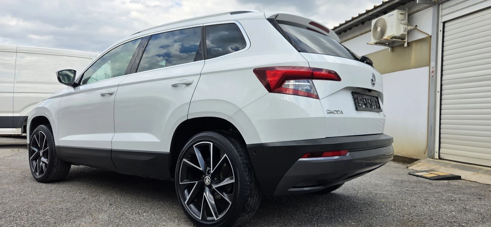 Skoda Karoq 1.5TSI Sport/150кс/DSG/Euro6/Панорама/, снимка 7 - Автомобили и джипове - 55431489
